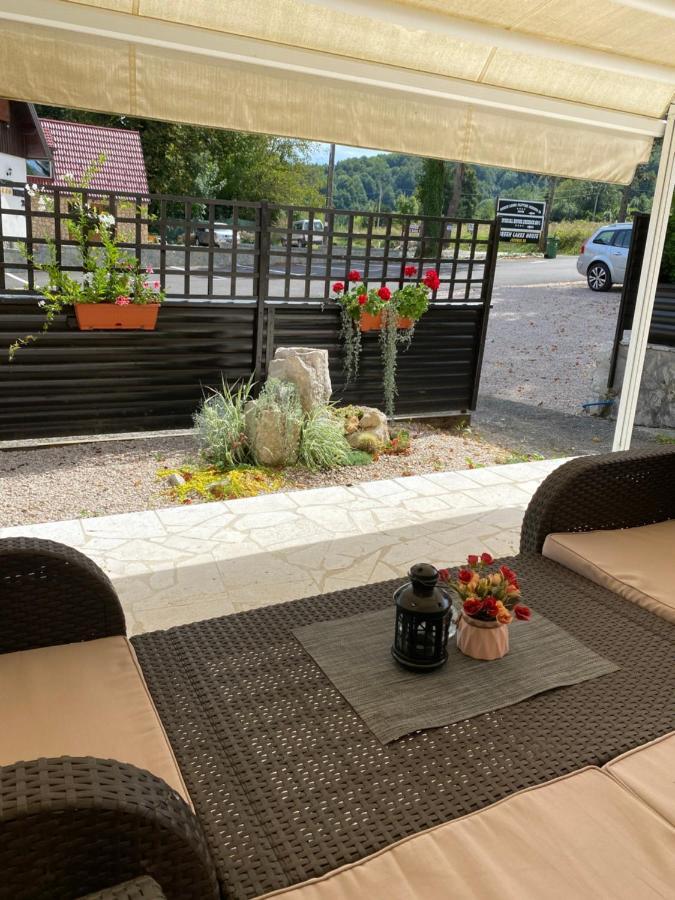 イェゼルツェ Millenium House 1 Bed & Breakfast エクステリア 写真